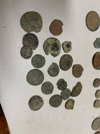 67 Monedas Antiguas Romanas para Limpiar