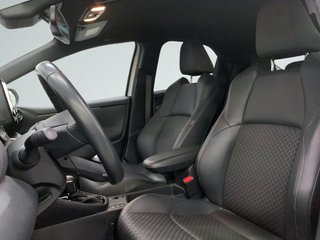 TOYOTA YARIS 1.5 120H Style