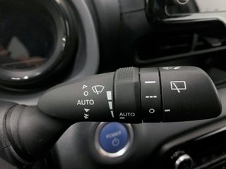TOYOTA YARIS 1.5 120H Style