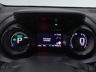 TOYOTA YARIS 1.5 120H Style