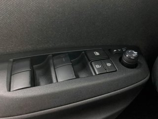 TOYOTA YARIS 1.5 120H Style