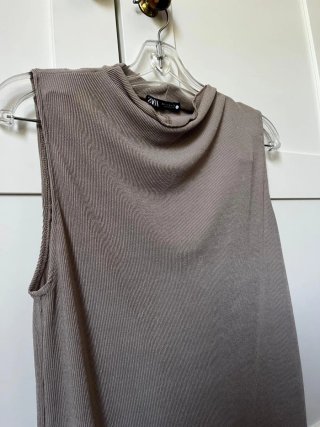 Top Beige Zara