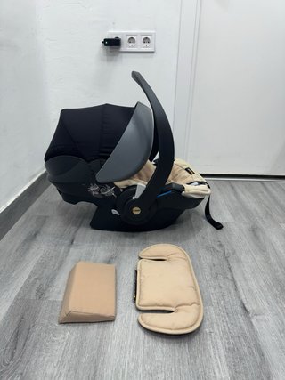 Silla de coche-Maxi cosi con adaptadores Bugaboo