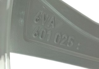 2369077 llanta 6va601025j skoda fabia iii station