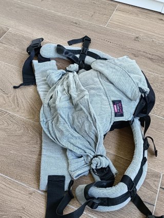 Mochila Porteo Emeibaby baby- COMO NUEVA CON CAJA