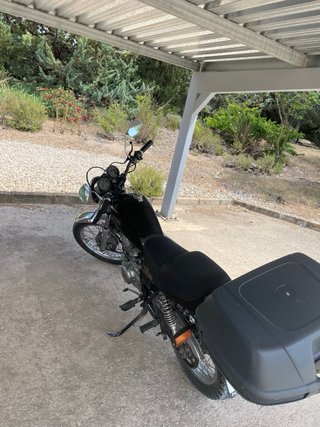 Yamaha 250 Especial Negra