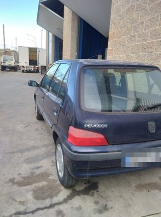 Colector admisión 9618992010 peugeot 106 s2 104131