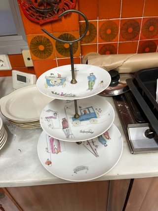 Pieza de porcelana con sello desde 1 € la unidad