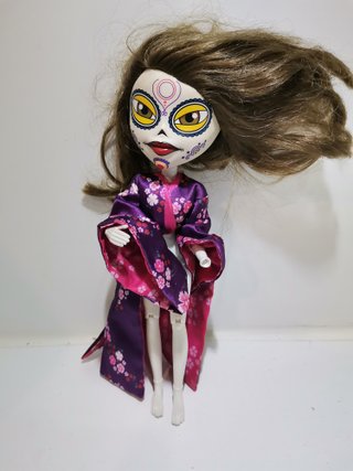 Muñeca Catrina Mariko