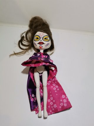 Muñeca Catrina Mariko