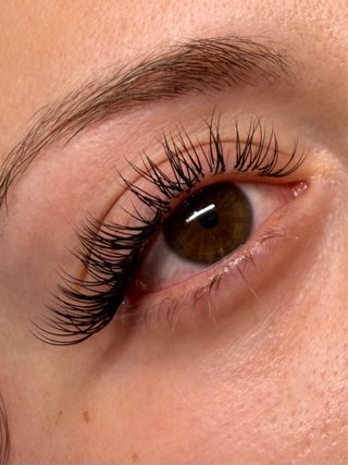Extensiones de pestañas