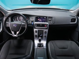 Volvo V60 2.0 D3 Momentum