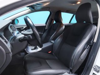 Volvo V60 2.0 D3 Momentum