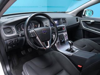 Volvo V60 2.0 D3 Momentum
