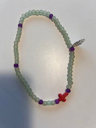 Pulsera de dos vueltas con cruz y medalla Virgen
