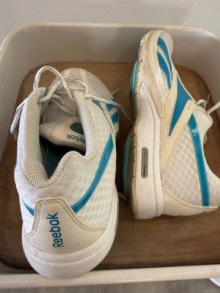 Zapatillas Reebok Easytone Blancas y Azules