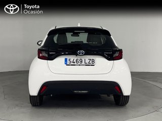 Toyota Yaris 1.5 120H Business Plus