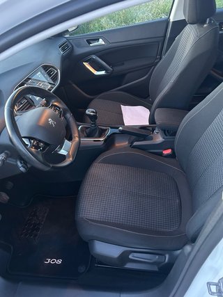 Peugeot 308 2022