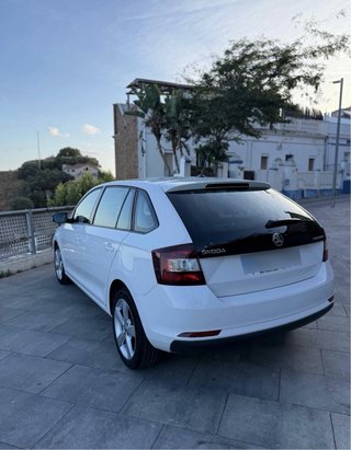 Skoda Spaceback 2016
