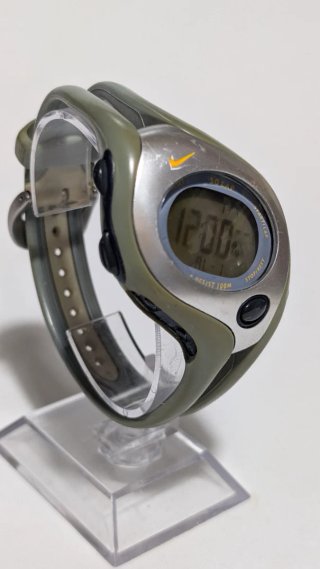 Reloj Nike Alpha Project Y2K Verde/Plata
