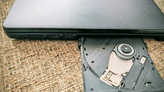 Portátil Dell Vostro 15 16GB RAM 500GB SSD