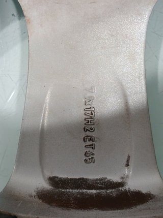 579465 42611yy200 llanta toyota avensis berlina