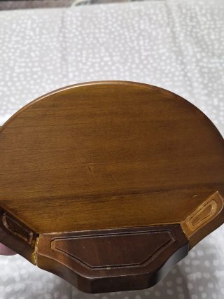 Mensula de madera con espejo