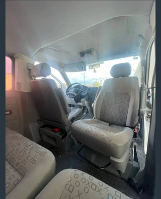 Volkswagen Transporter T5 2004