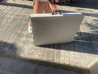 Mesa plegable de plástico