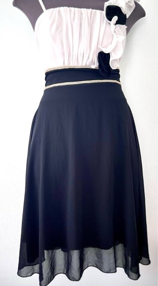Vestido elegante blanco y negro