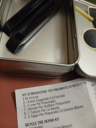 Kit Riparazione Bici Penumatici (in Scatola)