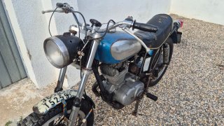 Ducati Scrambler 250 con documentos