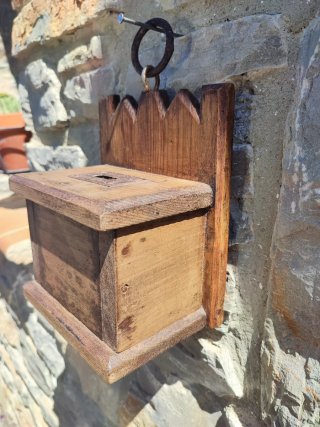 Limosnero de iglesia madera y metal