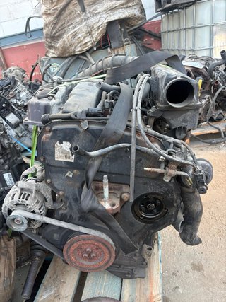 Motor Ford 2.0 con caja se cambios