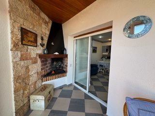 Apartamento con piscina y vistas al mar en Roses