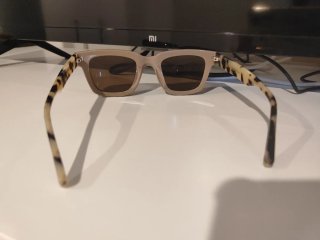 Gafas de sol beige