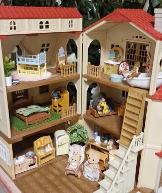 Casa Sylvanian Families Grande con Luces