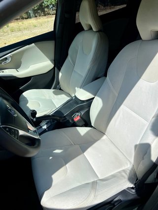 Volvo V40 2014