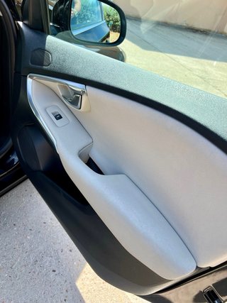 Volvo V40 2014