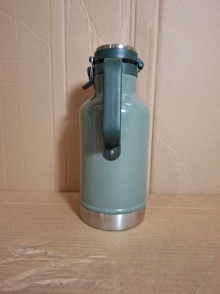 Termo Stanley 1.9L Verde