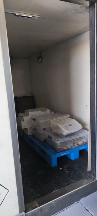 Caja Furgon Paneles , medidas 3.2x2 x1,8