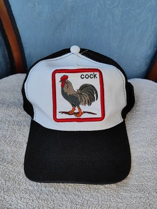 Gorra Trucker Gallo Cock Negra Blanca