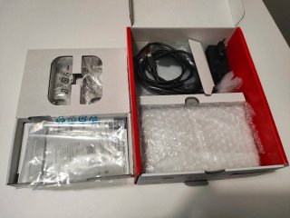 Nintendo Switch OLED Blanca y Negra