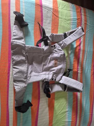 Mochila Portabebés Jane Like Gris