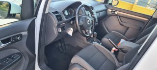 Volkswagen Touran 2011