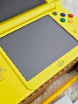 New Nintendo 3DS LL XL Pikachu Edition