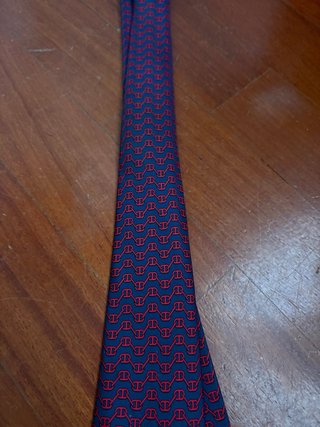 Cravatta Hermès Viola e Rossa