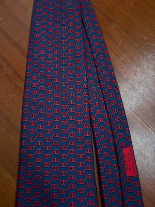 Cravatta Hermès Viola e Rossa