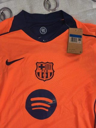 Camiseta FC Barcelona  Talla L Naranja Pedri