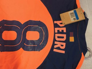 Camiseta FC Barcelona  Talla L Naranja Pedri